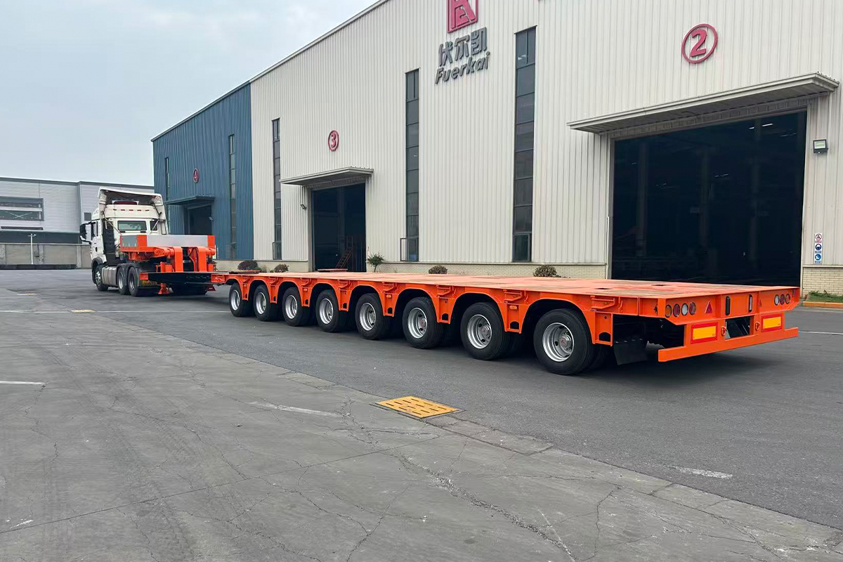 مقطورة منخفضة ذات نظام تعليق زنبركي متعدد المحاور FKA9105